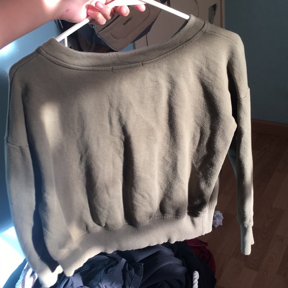 Fall crop top - Picture 2 of 3